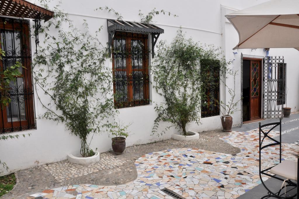 Hotel Blanco Riad Tétouan Buitenkant foto