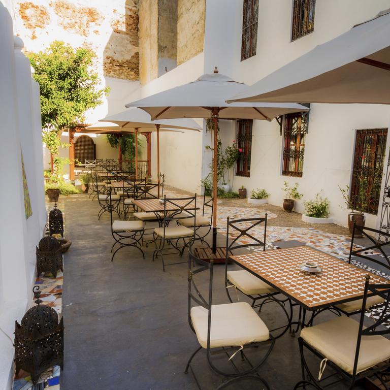 Hotel Blanco Riad Tétouan Buitenkant foto