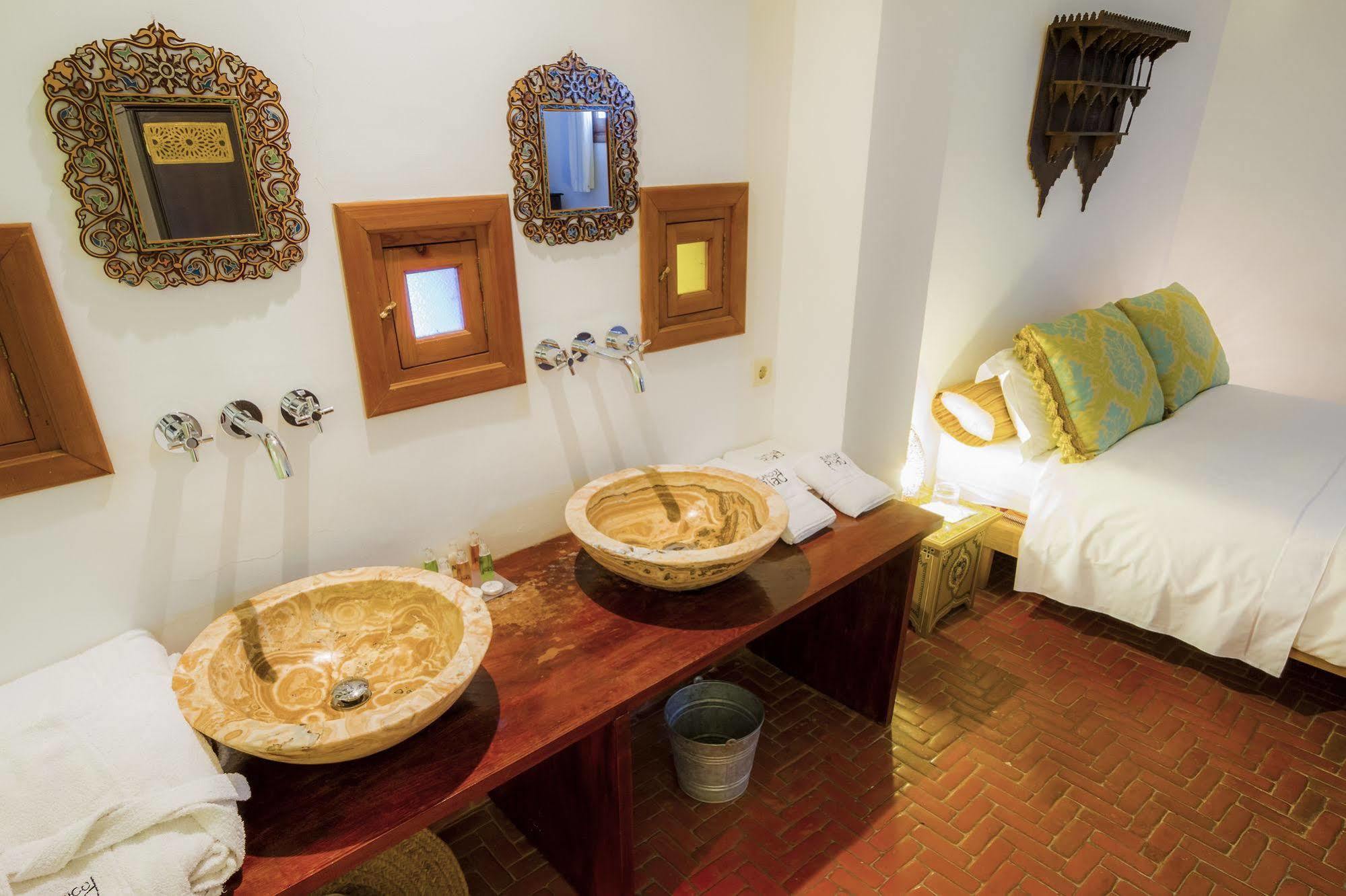 Hotel Blanco Riad Tétouan Buitenkant foto